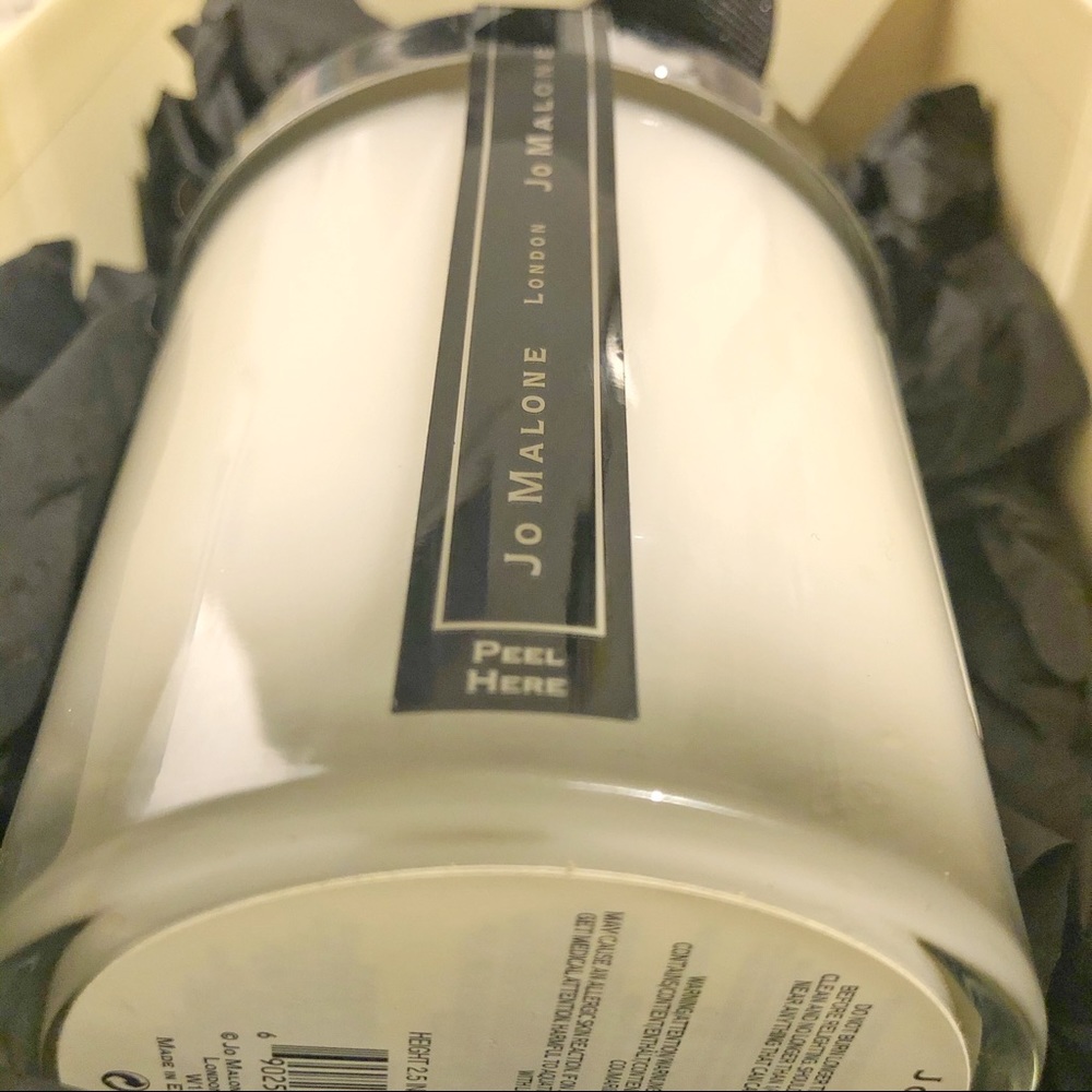 NIB Jo Malone London Lavender & Lovage Candle 2.5” - Picture 7 of 8